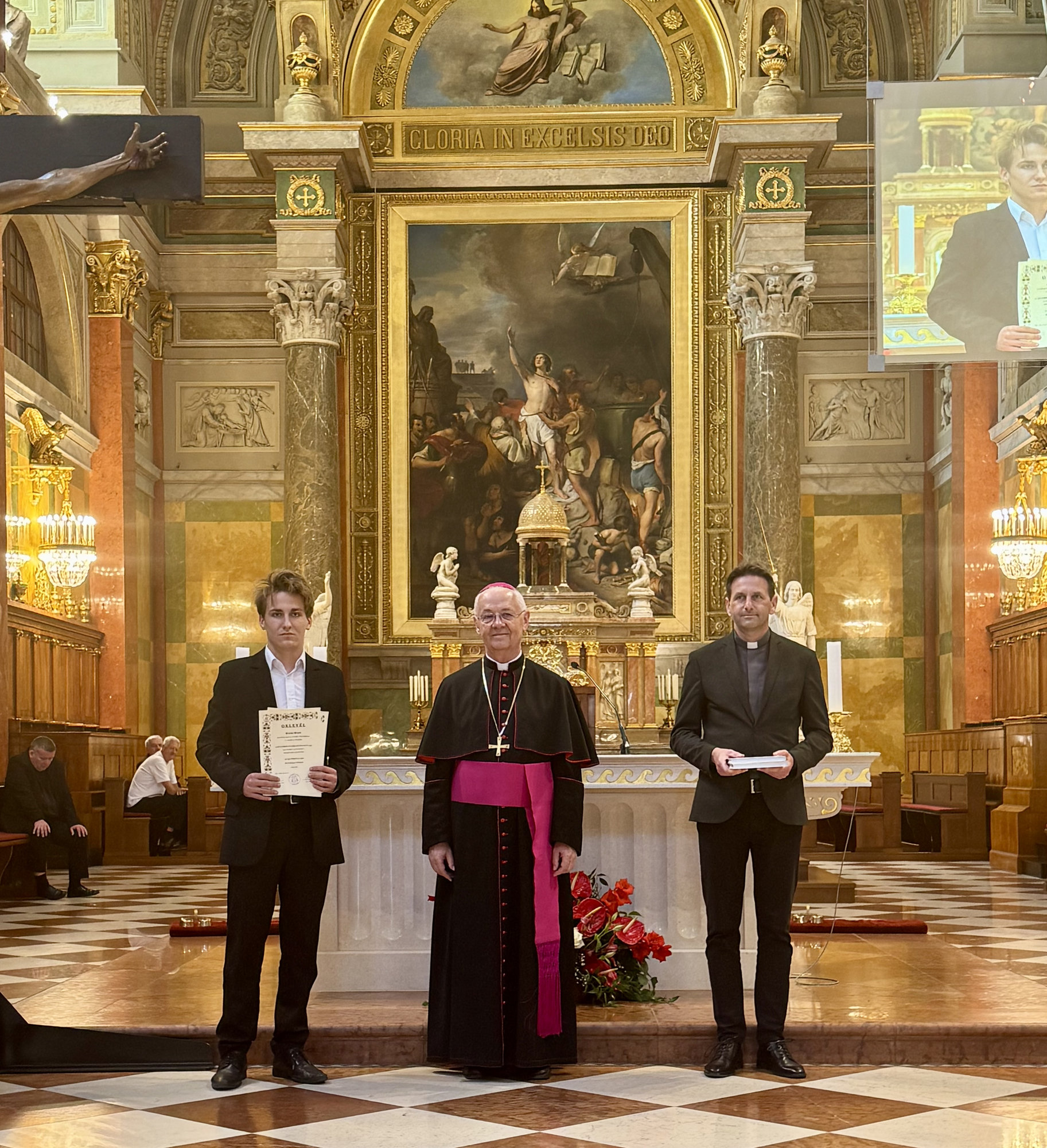 Érseki kitüntetés 2